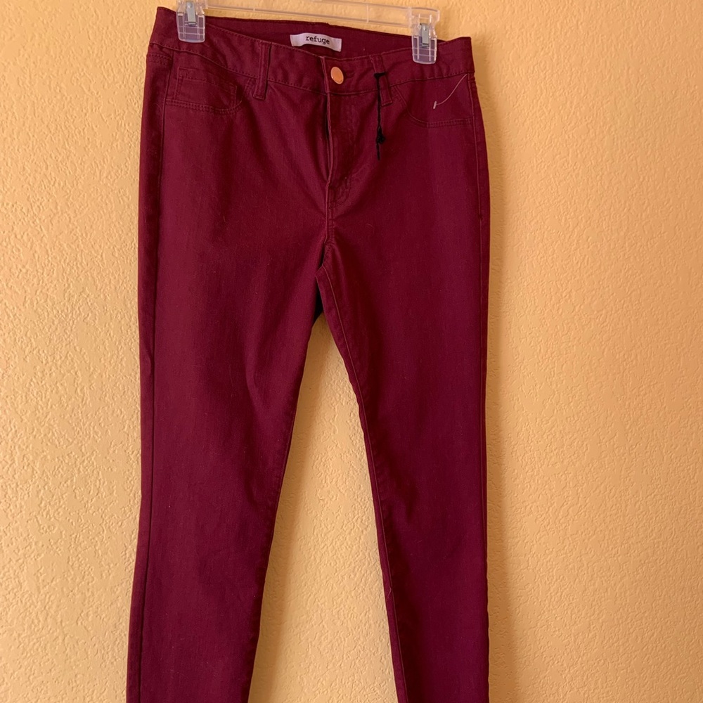 Ankle length burgundy jeans
